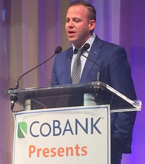 Jeremy Ostermiller speaking at an event